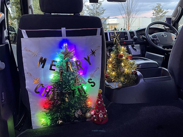 車内クリスマス装飾