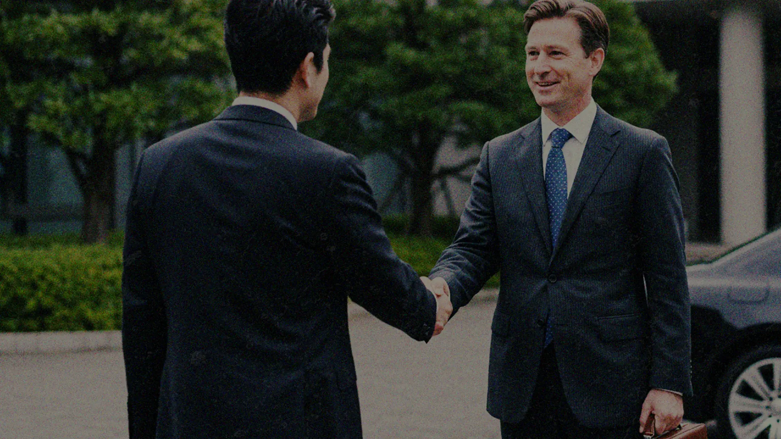 ハイヤーをビジネスシーンで利用