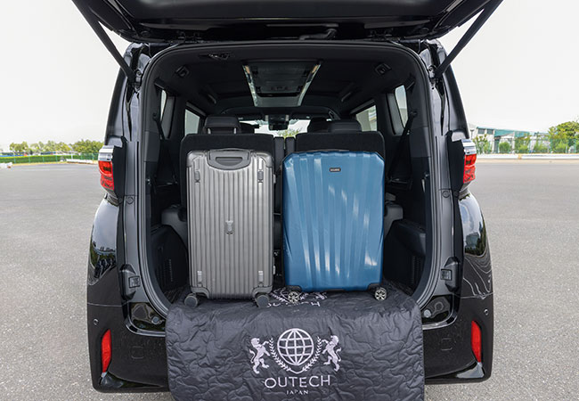 Toyota Alphard cargo space