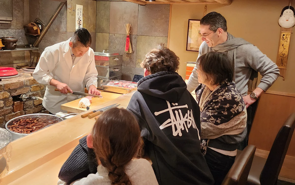 Chef teaching knife tecnique