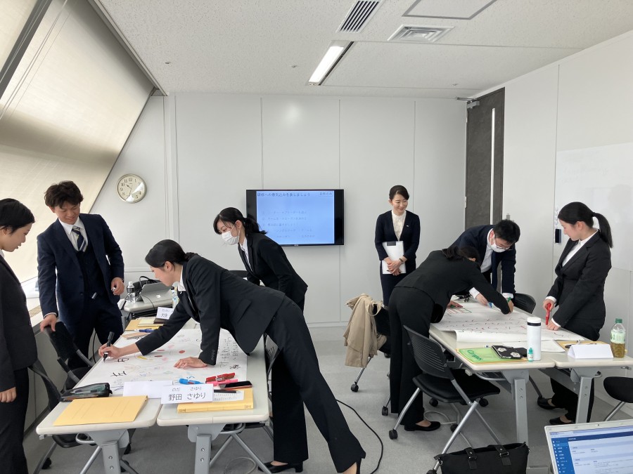 チームで取り組むワークショップ