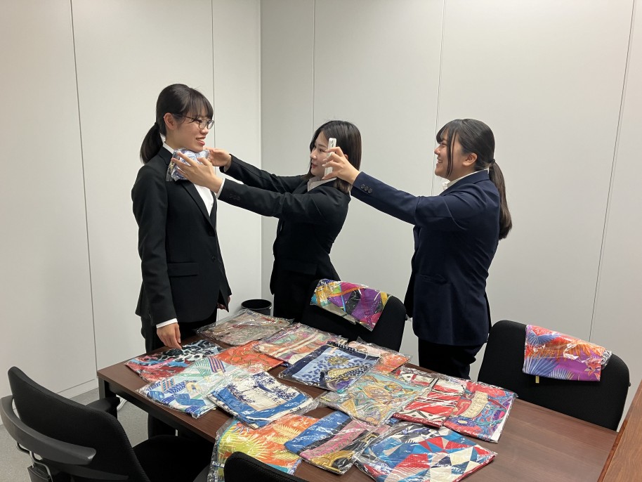 スーカーフ選び