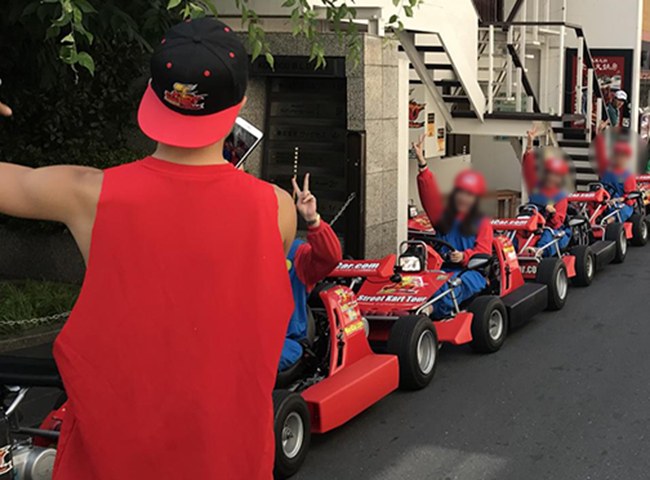 マリオカートに乗車