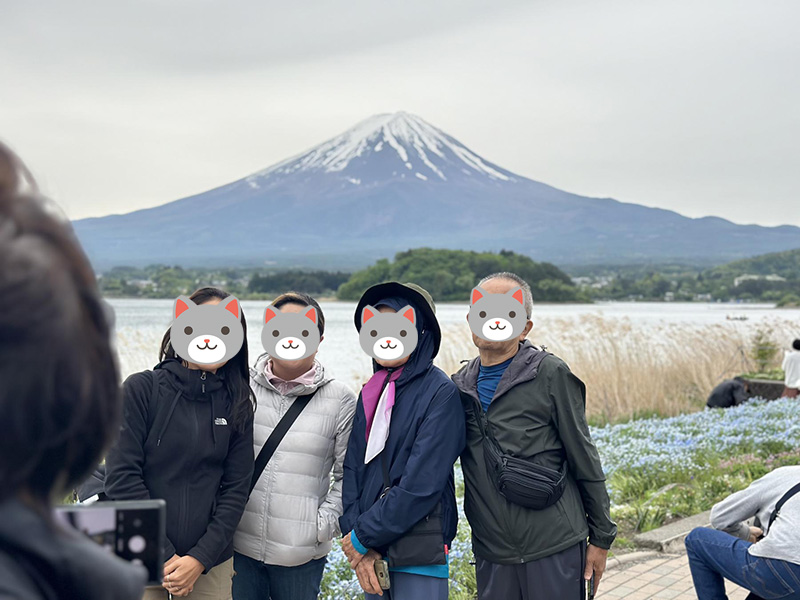 富士山と記念撮影