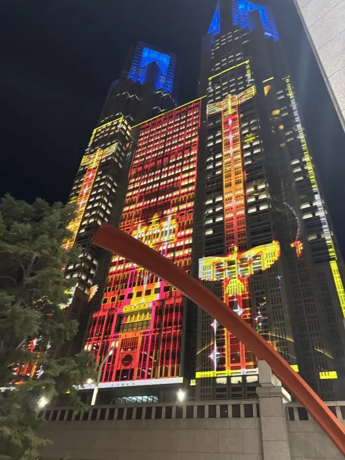 都庁プロジェクトマッピング