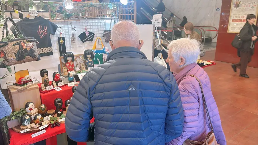 お土産を購入されたゲスト