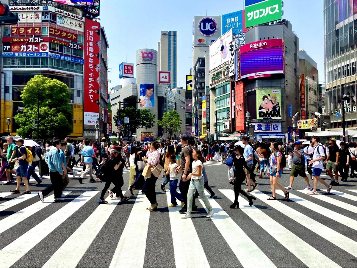 渋谷交差点へ