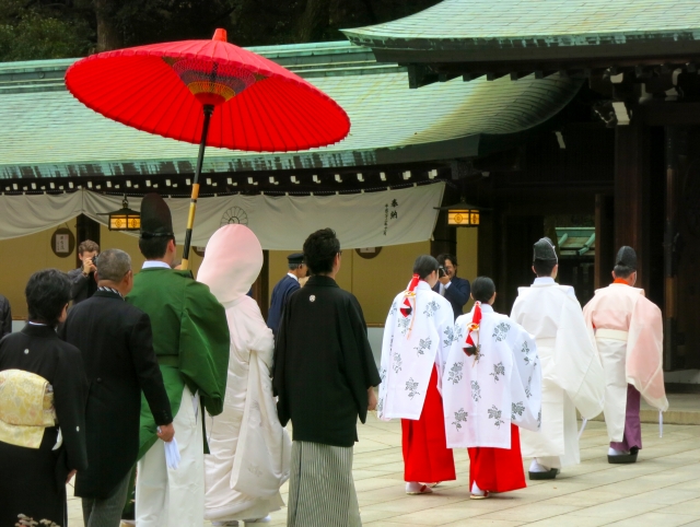 結婚式の列を見ることができました