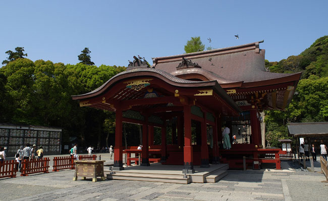 鶴岡八幡宮へ