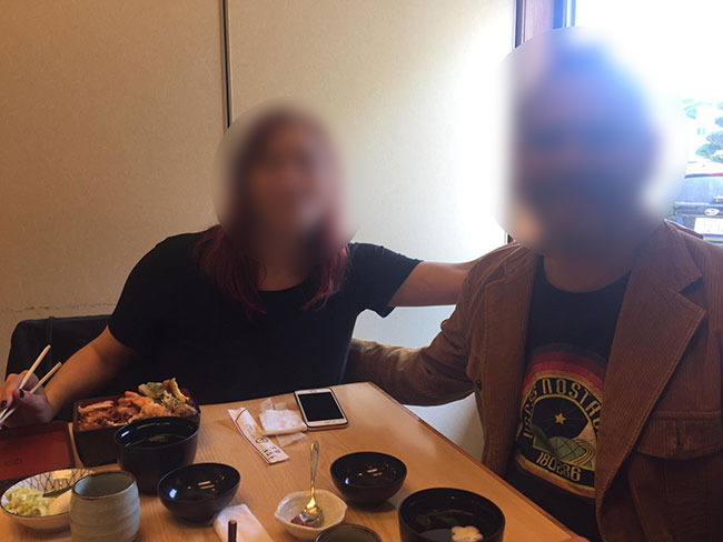 ランチは河口湖畔のうなぎ屋さんへ