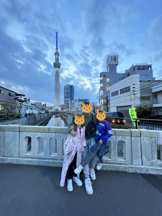十間橋にて記念撮影