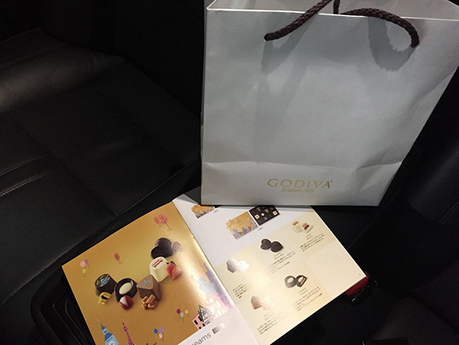 結婚お祝いのギフトにゴディバのチョコレート